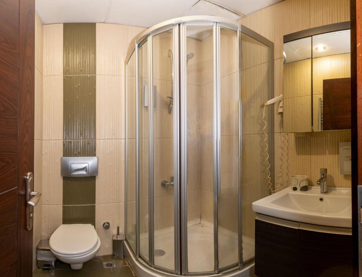 Grand Opera Hotel Provincia di Provincia di Istanbul Esterno foto